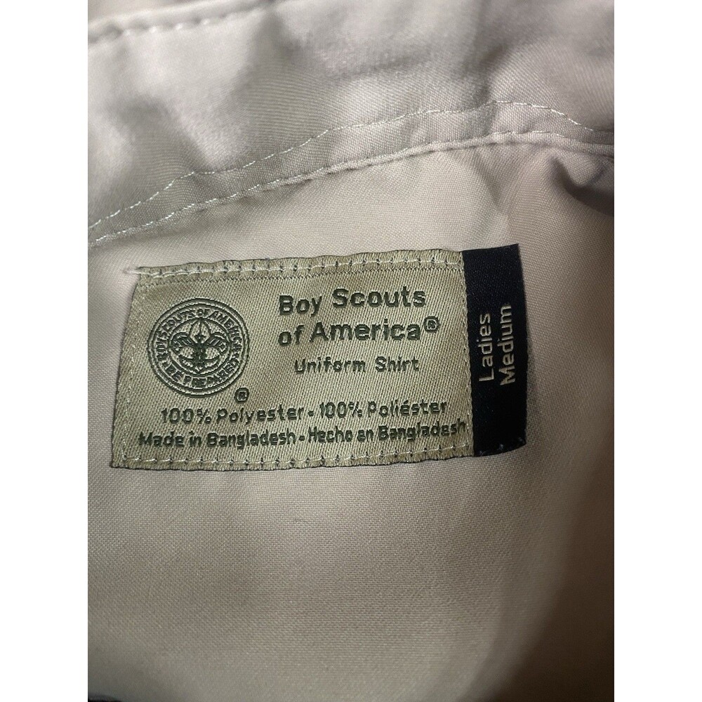 Boy Scouts of America Cub Scout Uniform Ladies Shirt Size Medium Polyester USA - Picture 3 of 13